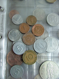 Отдается в дар «Монеты Германии + Марки Мира»