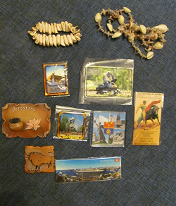 Отдается в дар «морские сувениры, магниты, открытка»