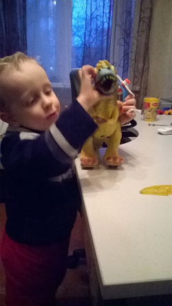 Отдается в дар «Динозавр игрушка»