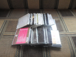 Отдается в дар «коробки для cd дисков»
