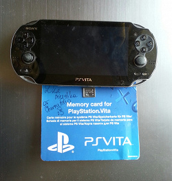 Отдается в дар «флеш-карта для PS Vita»