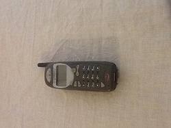 Отдается в дар «Мобильный телефон Motorola М3888 для коллекции»