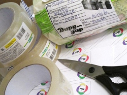 Отдается в дар «Сборная солянка 204 в 1: Канцелярия, продукты, игрушки, бижутерия, обиход, животным»