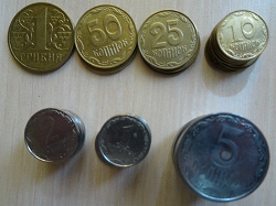Отдается в дар «украинские нередкие монетки с обихода»