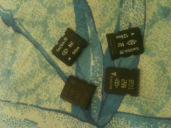 Отдается в дар «карты памяти Memory Stick Micro»