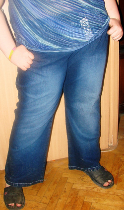 Отдается в дар «Новые женские джинсы очень большого размера»
