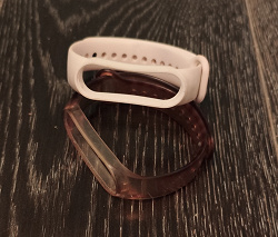 Отдается в дар «Браслеты для Xiaomi Mi band»