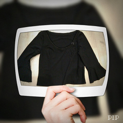 Отдается в дар «Блуза черная нарядная»