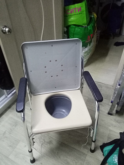 Отдается в дар «Кресло-туалет для пожилых и инвалидов»