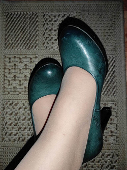 Отдается в дар «Туфли зеленые»