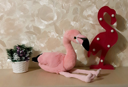 Отдается в дар «Мягкая игрушка «Розовый фламинго»… дитя заката»