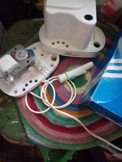 Отдается в дар «WaterPik WP-70 на запчасти ирригатор»