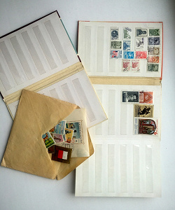 Отдается в дар «Альбомчики для марок»