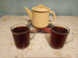 Отдается в дар «Чайник небольшой эмалированный, для себя любимого)))»