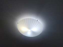 Отдается в дар «Лампы энергосберегающие Ikea E27»