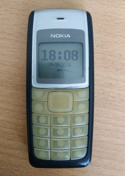 Отдается в дар «Сотовый телефон кнопочный Nokia 1112 б\у»