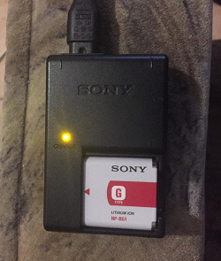 Отдается в дар «Зарядка для фотоаппарата Sony»