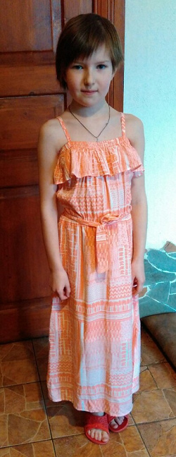 Отдается в дар «Летнее платье на девочку 7-8 лет»