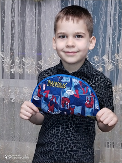 Отдается в дар «Мешок для сменки, чёрный, с Человеком-пауком»