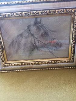 Отдается в дар «Картина с конем»