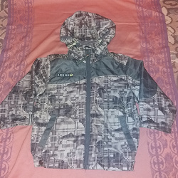 Отдается в дар «Демисезонная куртка на мальчика 2 года»