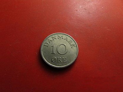 Отдается в дар «Монета Дания 10 эре (1954)»