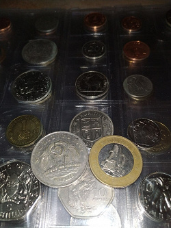 Отдается в дар «Монеты Маврикия»