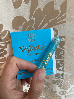 Отдается в дар «Пробник VERSACE DYLAN TURQUOISE»