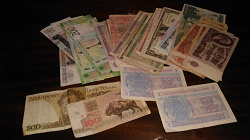 Отдается в дар «Банкнота 100 рублей 1992 года Беларусь»