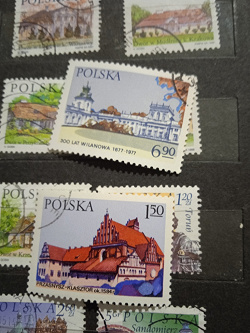 Благодарность за дар 14 архитектурных марок Польши.