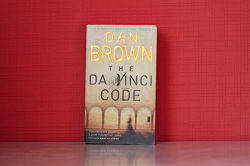 Отдается в дар «Книга на англ. языке Дэн Браун Код да Винчи»