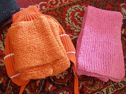 Отдается в дар «Комплектик и шарфик для девочки»