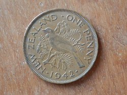 Отдается в дар «1,5 пенни Австралии и Новой Зеландии 1942 года»
