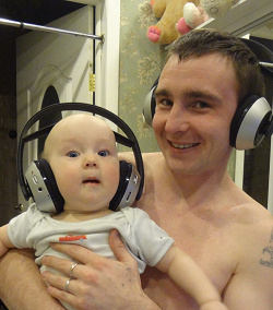 Отдается в дар «Беспроводные наушники PHILIPS»