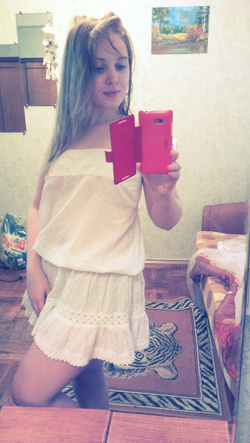 Отдается в дар «Белое платье»