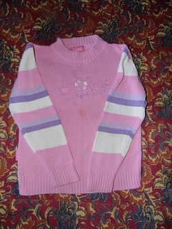 Отдается в дар «Детский розовый свитер»