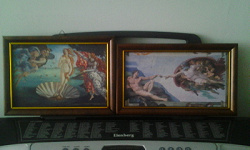 Отдается в дар «Репродукции: Боттичелли «Рождение Венеры», Микеланджело «Сотворение Адама»»
