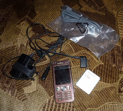 Отдается в дар «Телефон Sony-Ericsson 850 (с дефектом)»
