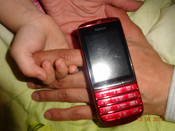 Отдается в дар «Телефон Nokia 300 RM-781 Asha»