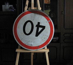 Отдается в дар «Знак «ограничение скорости»»