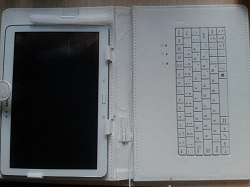 Отдается в дар «Чехол для планшета 10,1" с клавиатурой»