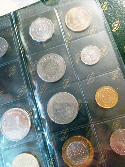 Отдается в дар «Монета 10 рублей «Перепись», 2010 год, Россия.»