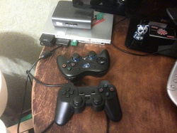 Отдается в дар «Геймпад беспроводной Logitech для Playstation 2»