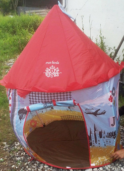Отдается в дар «детская игровая палатка»