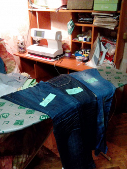 Отдается в дар «Джинсы на hand made»