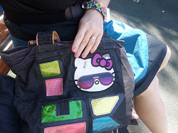 Отдается в дар «сумка от hello kitty»