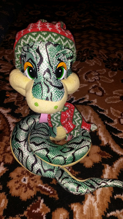 Отдается в дар «Мягкая игрушка змея»