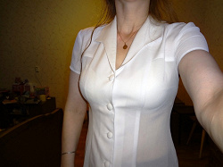 Отдается в дар «белая блузка»