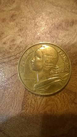 Отдается в дар «Монета 20 сантимов 1962г.»