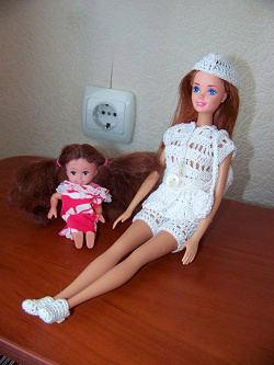 Отдается в дар «Две куклы Барби от фирмы Маттел»